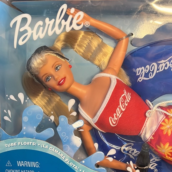 Coca-Cola Splash Barbie Doll - Picture 7 of 7